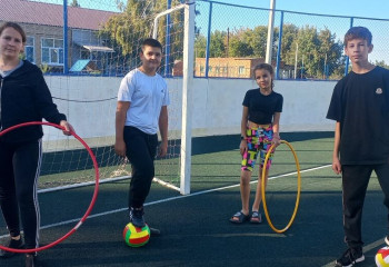 Спортивная эстафета«Разгоняй движением лень»